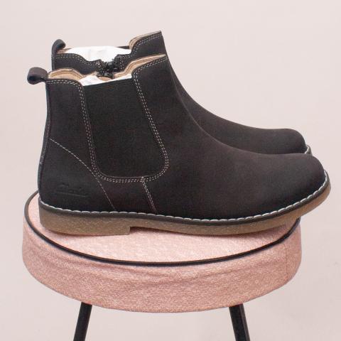 Clarks Black Suede Boots - Size EU 34 (Age 7 Approx.) "Brand New"