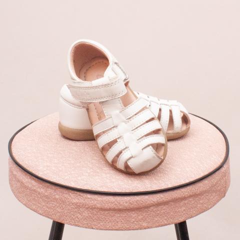 Clarks White Leather Sandals - Size 0-12Mths Approx. "Brand New"