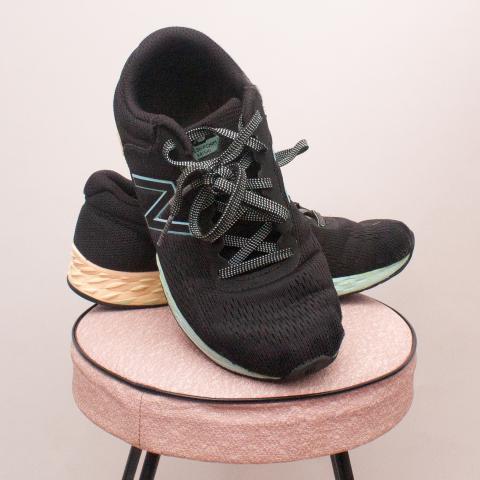 New Balance Black & Colourful Sneakers - Size EU 37.5 (Age 10 Approx.)