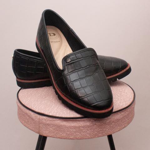 Dunne Leather Slip On's - Size EU 36 (Age 8 Approx.)