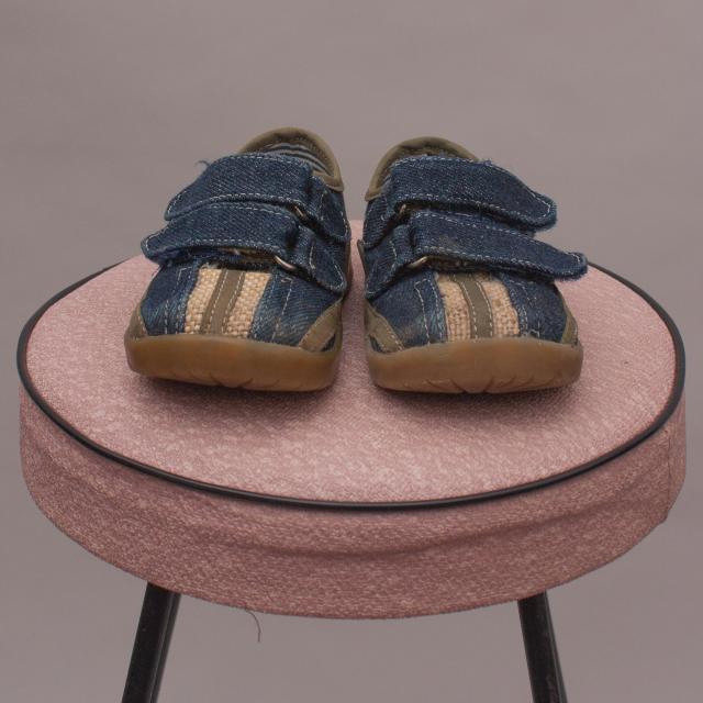 Livie & Luca Velcro Shoes - US 5