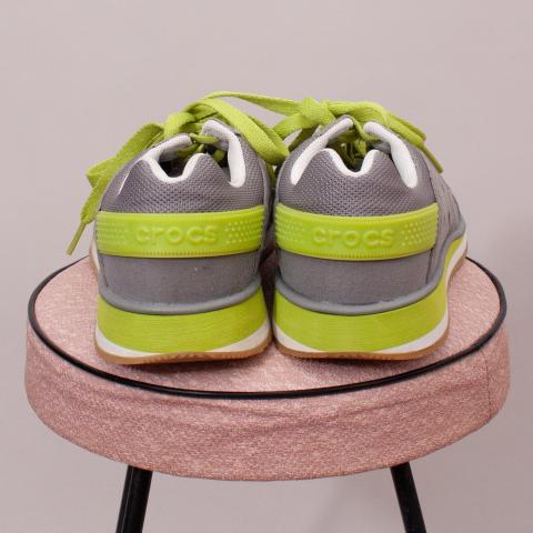 Crocs Sneakers - US 4