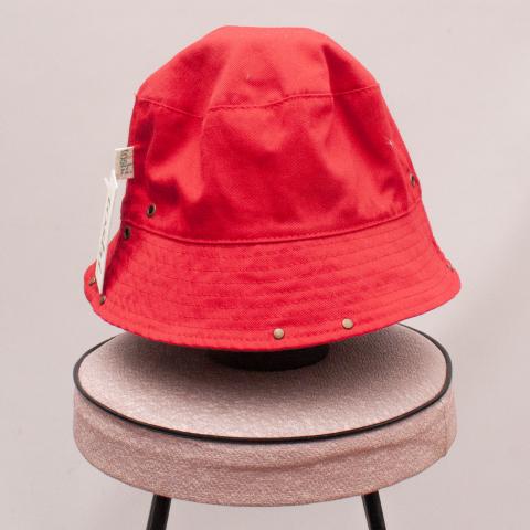 Toshi Red Bucket Hat "Brand New" - L