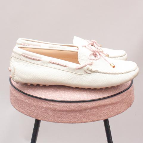 Tod's Leather Moccasin's - EU 33 *Barely Worn