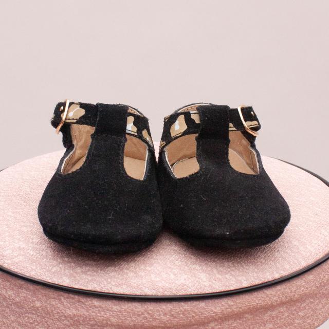 Maisha Suede Slip On's - Size 000-0