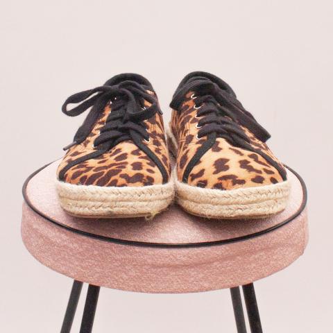 Cotton On Leopard Lace Up's - EU 34-35 (Age 7-8 Approx.)