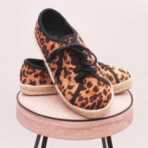 Cotton On Leopard Lace Up's - EU 34-35 (Age 7-8 Approx.)