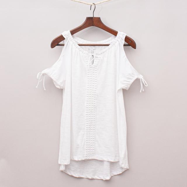 Witchery Detailed Top "Brand New"
