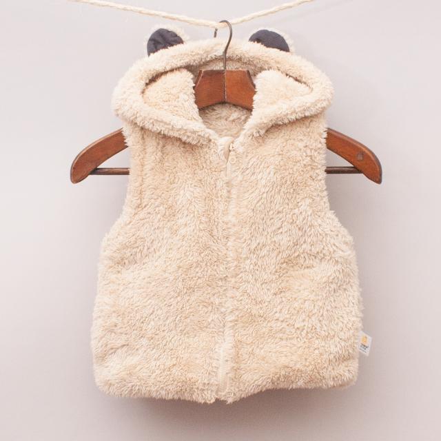 Cicii Bear Fuzzy Vest