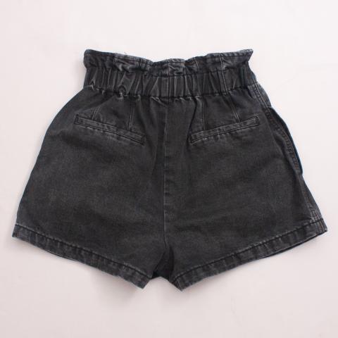 Seed Pleated Denim Shorts