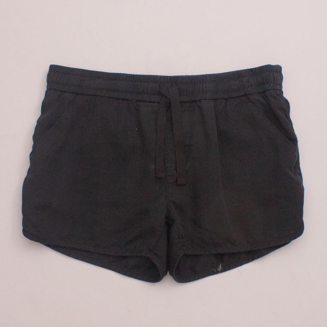 Country Road Black Shorts