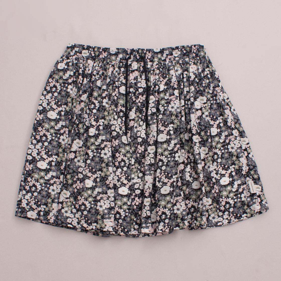 Country Road Floral Skirt "Brand New"