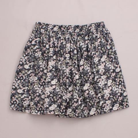 Country Road Floral Skirt "Brand New"